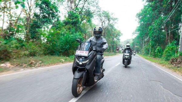 موتور انمکس توربو N MAX TURBO 155نقد و برسی جذاب طرفدار موتور انمکس توربو N MAX TURBO 155نقد و برسی جذاب طرفدار