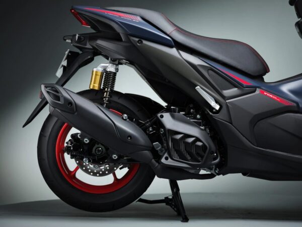 موتور سیکلت یاماها آیروکس آلفا 155 Aerox Alpha ABS؛ بررسی کامل مشخصات، تیپ‌ها و امکانات